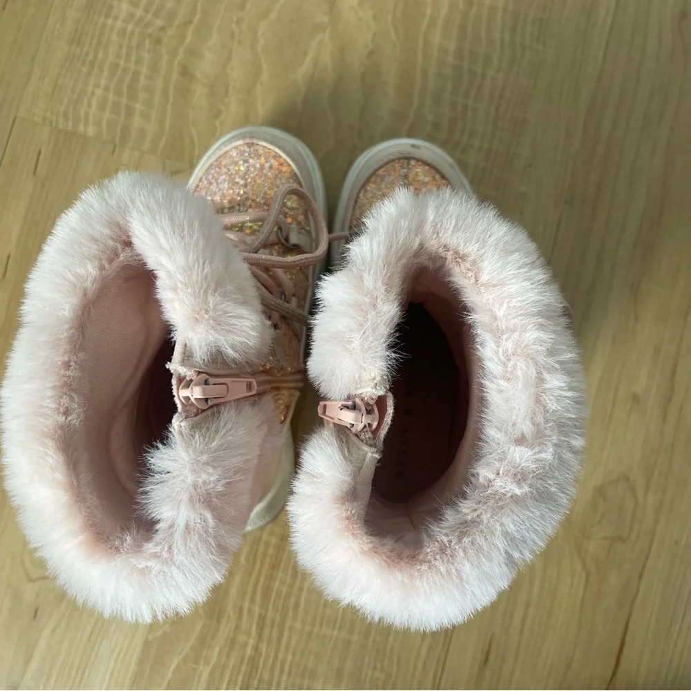 Kelly & Katie Lil Anna Snow Boots Kids' Girl's Pink Size 11M Faux Fur Sparkle